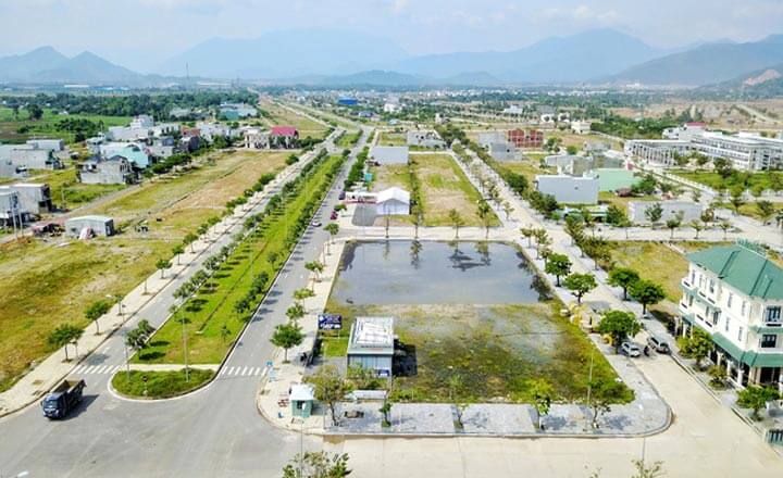 CẦN TIỀN-CHUYỂN NHƯỢNG GẤP LÔ 7,2X28M (THỔ CƯ 100M2) BẢO LÂM, ĐƯỜNG NHỰA CÁCH QUỐC LỘ 20 CHỈ 3 PHÚT