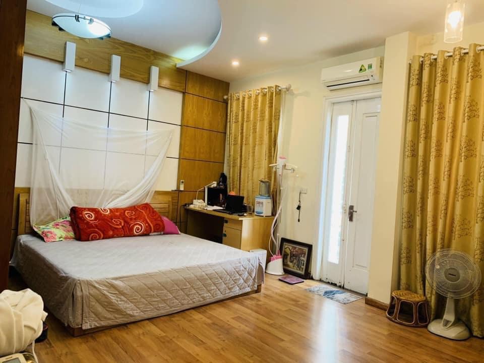 SIÊU PHẨM phố Đào Tấn - Ba Đình - chỉ 15.6 tỷ - 50M - 5 Tầng -MT 6m.