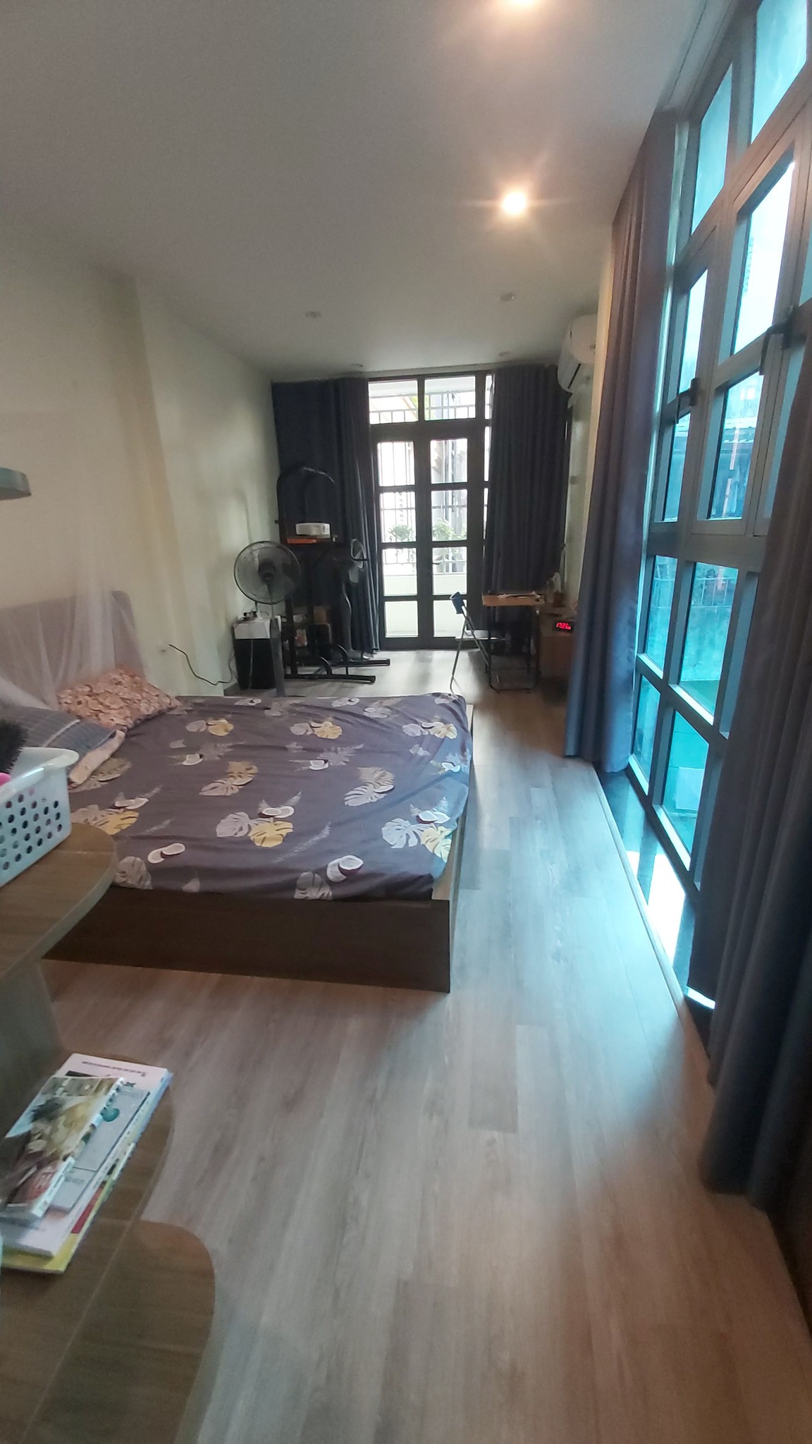 Bán nhà Hoàng Đạo Thành-Lô Góc-2 ô tô đỗ cửa-60m*4 tầng-Mặt tiền 5.1m-Giá 6.7 tỷ