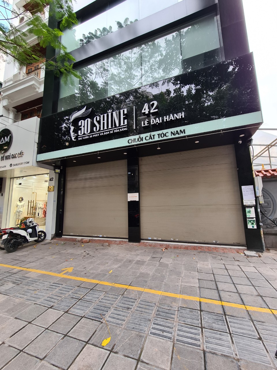 300m2