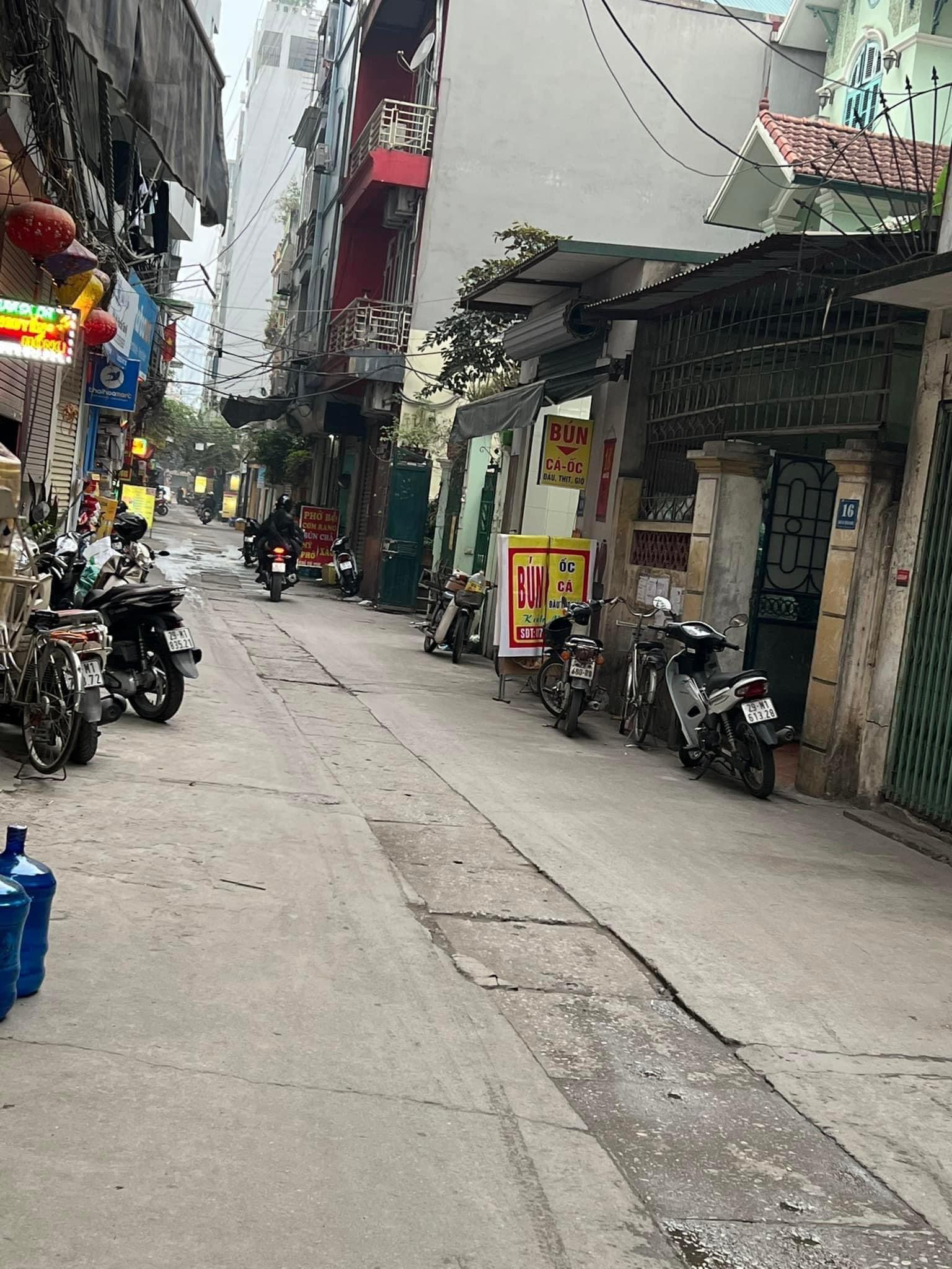 Bán Nhà Mặt Ngõ 68 Triều Khúc Kinh Doanh Đỉnh. 40m2, MT 5m