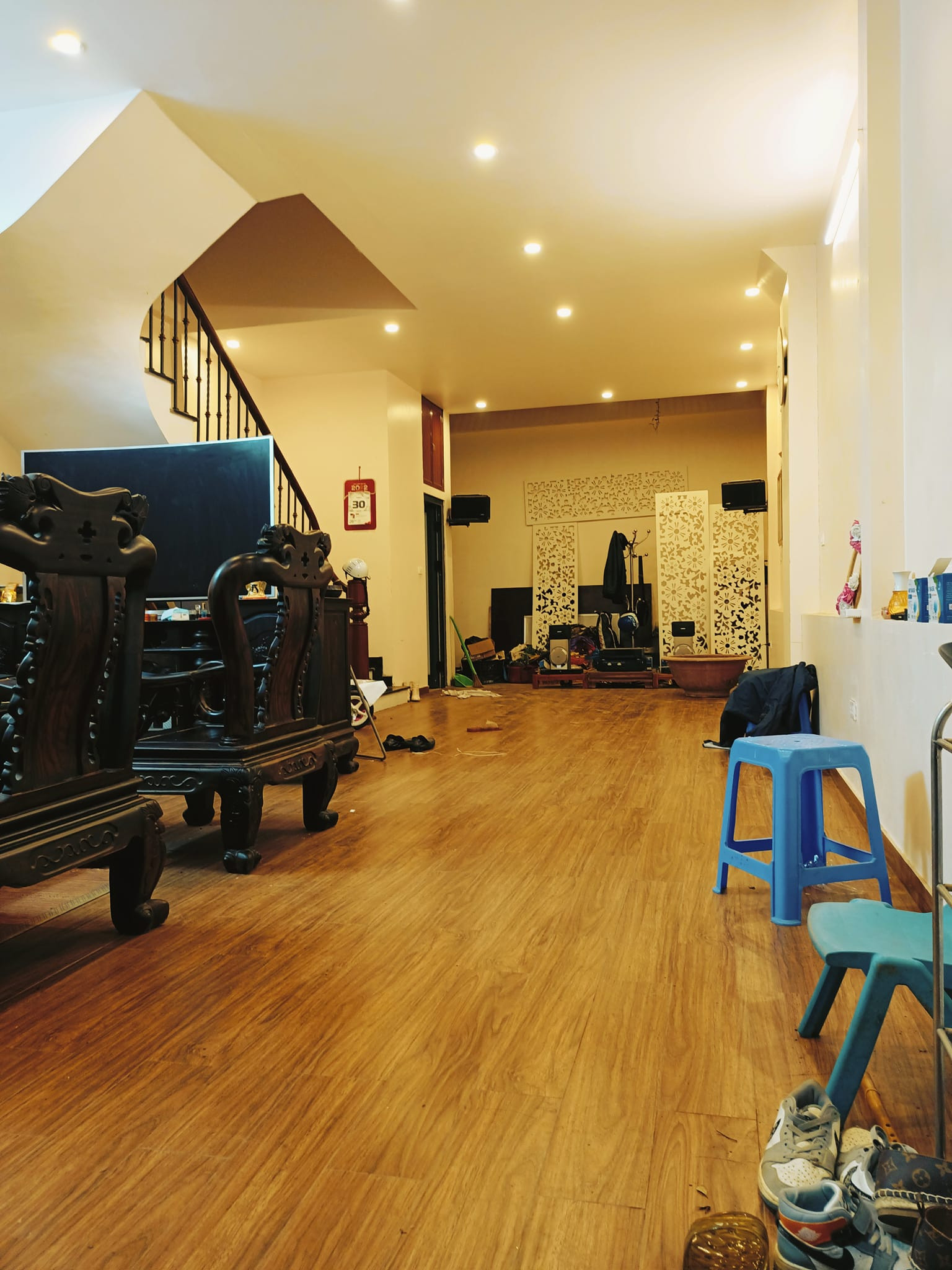 Bán Gấp Nhà Bùi Xương Trạch - Thanh Xuân DT 78m, 4Tầng, MT 5m, Giá 8.5 tỷ. Liên Hệ: Mr Dũng 0983833999.