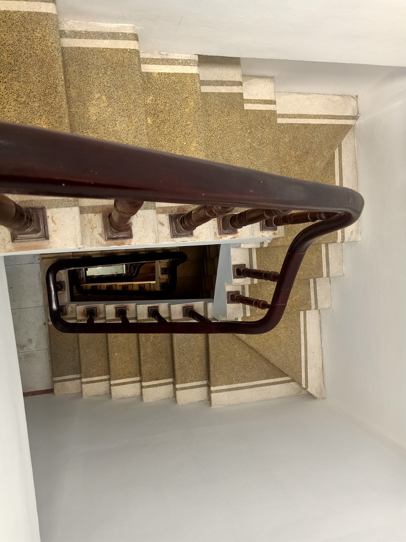 Căn phân lô đẹp phố Núi Trúc, 30 m2, 5 tầng, Mt 3.8, 4.65 tỷ Ba Đình