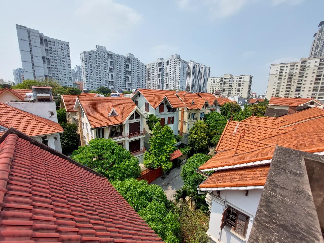 Biệt thự 227m2 - Khu đô thị Mỹ Đình 2, thiết kế 4 tầng, 28.6m mặt tiền. Giá 52.5 tỷ