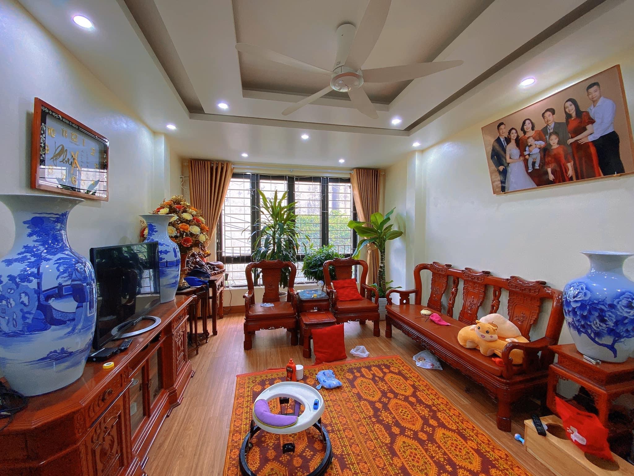 Bán Nhà Đẹp Khu Dịch Vụ Đa Sỹ Kiến Hưng Hà Đông. 50m2, 5T, MT 4m