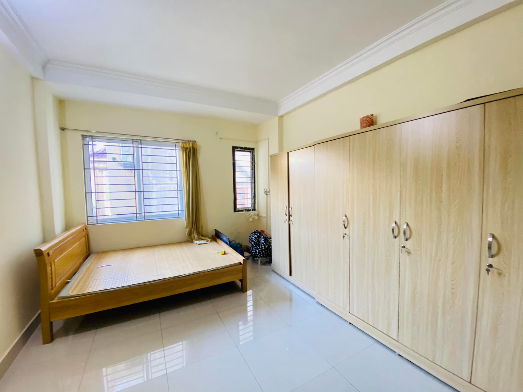 Bán nhà phố Quan Nhân, Thanh Xuân chỉ 4.2 tỷ, 30m2, 6 Tầng, Mt 3.8m, BAY GẤP.