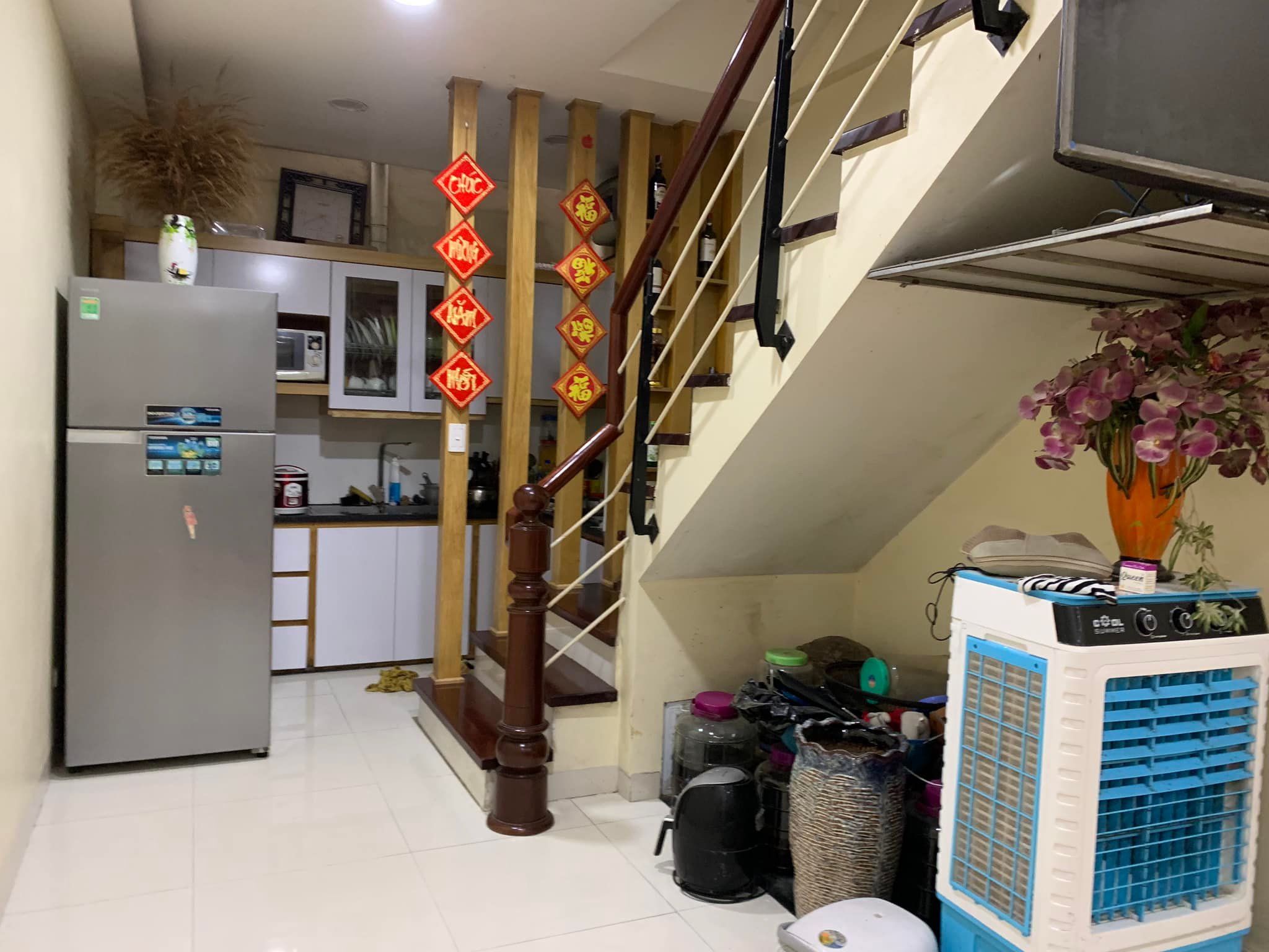 Bán nhà phân lô Xuân La 57m2, xây thô 4T, ô tô tránh, giá 12 tỷ, đường bàn cờ nhiều tiện ích