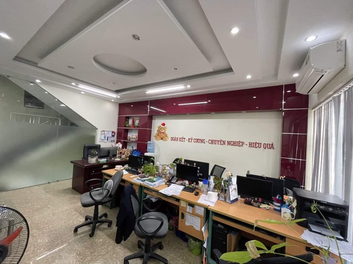 Siêu Phẩm Lô Góc Mặt Phố VIP Văn Cao, Ba Đình 63 m2X 5t, MT 5,1m, Giá 26 Tỷ