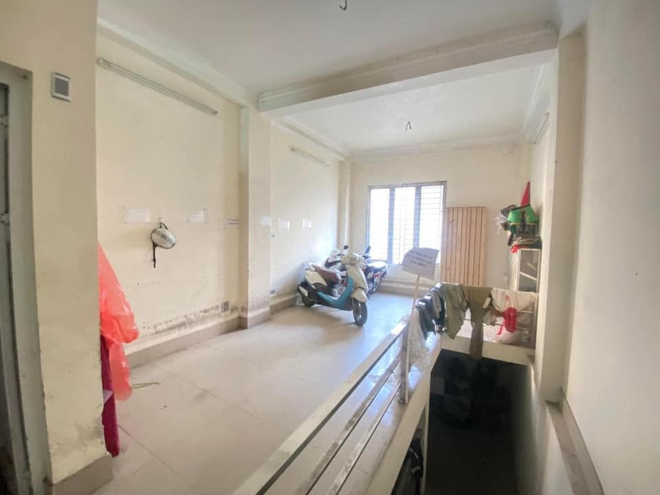 Bán nhà VIP trên mặt đường Đê Trần Khát Chân, Hai Bà Trưng, chỉ 13.8 tỷ, 83m2, 7 tầng, mt 4m.