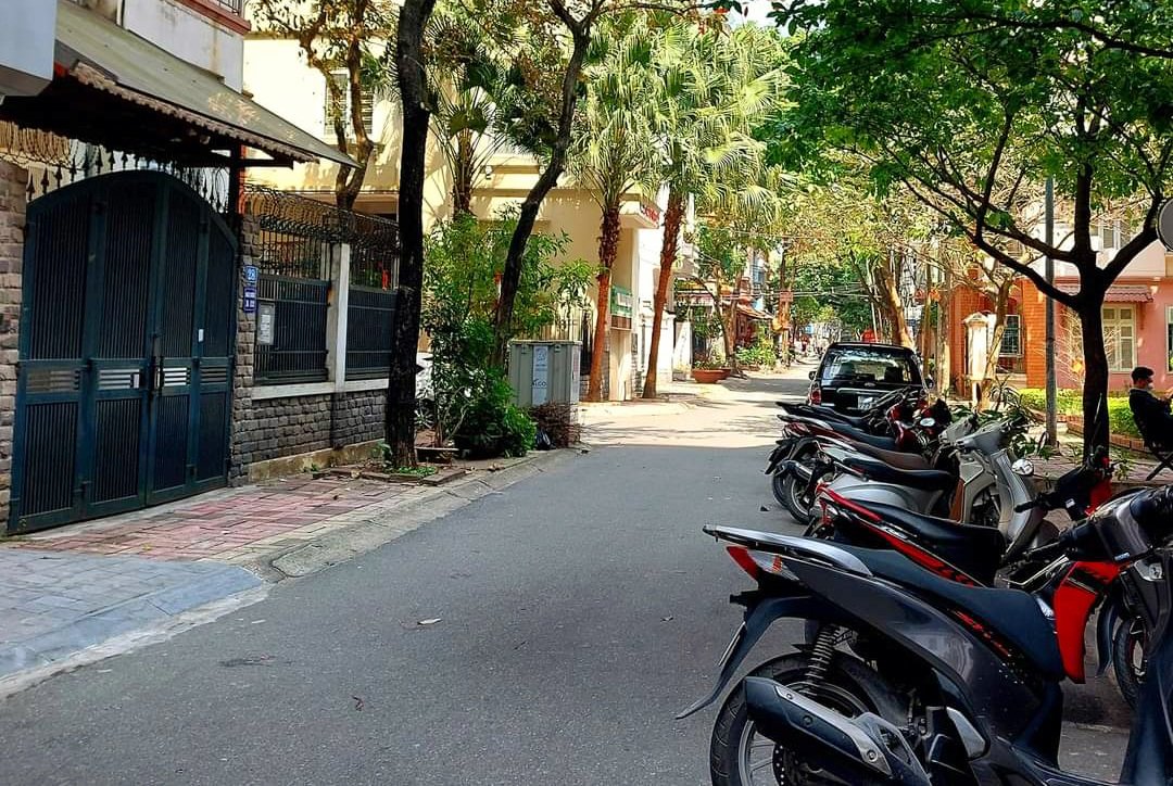 Bán nhà Phân lô VIP gần ngõ 71 ĐỖ QUANG, Trung Hoà, Cầu Giấy, GIÁ 12 TỶ SIÊU HIẾM 0981158507