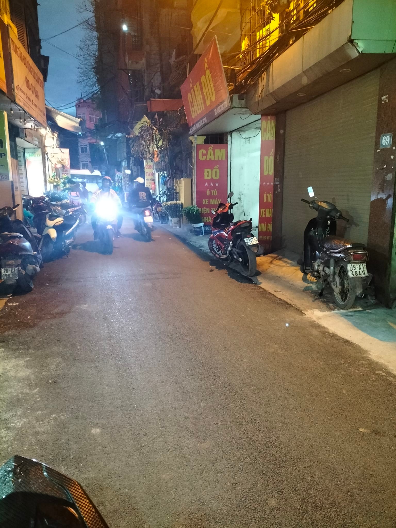 Bán gấp nhà mặt phố Vũ Hữu, Thanh Xuân chỉ 8.4 tỷ, 48m, 5 Tầng, Mt 3.6m