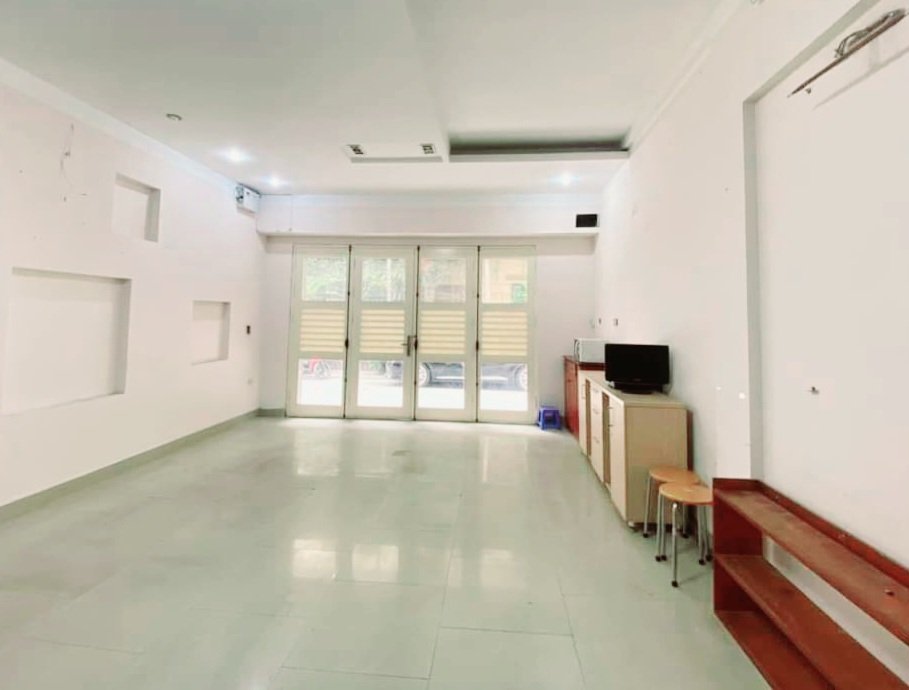 Cần Bán nhà gần ngõ 61 PHẠM TUẤN TÀI gần NGÃ BA chợ sinh viên giao ĐẶNG THUỲ TRÂM, 0981158507