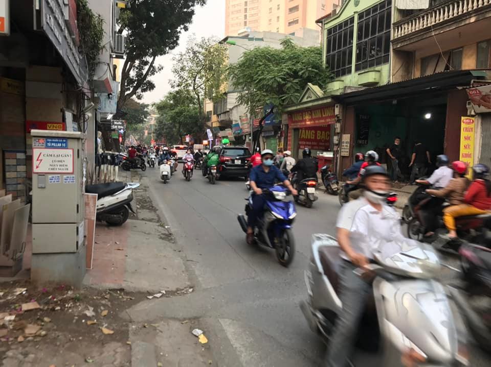 Nhà mặt phố Trương Định số chẵn, 123m2, MT 5.4m, giá 23 tỷ, 0985868893