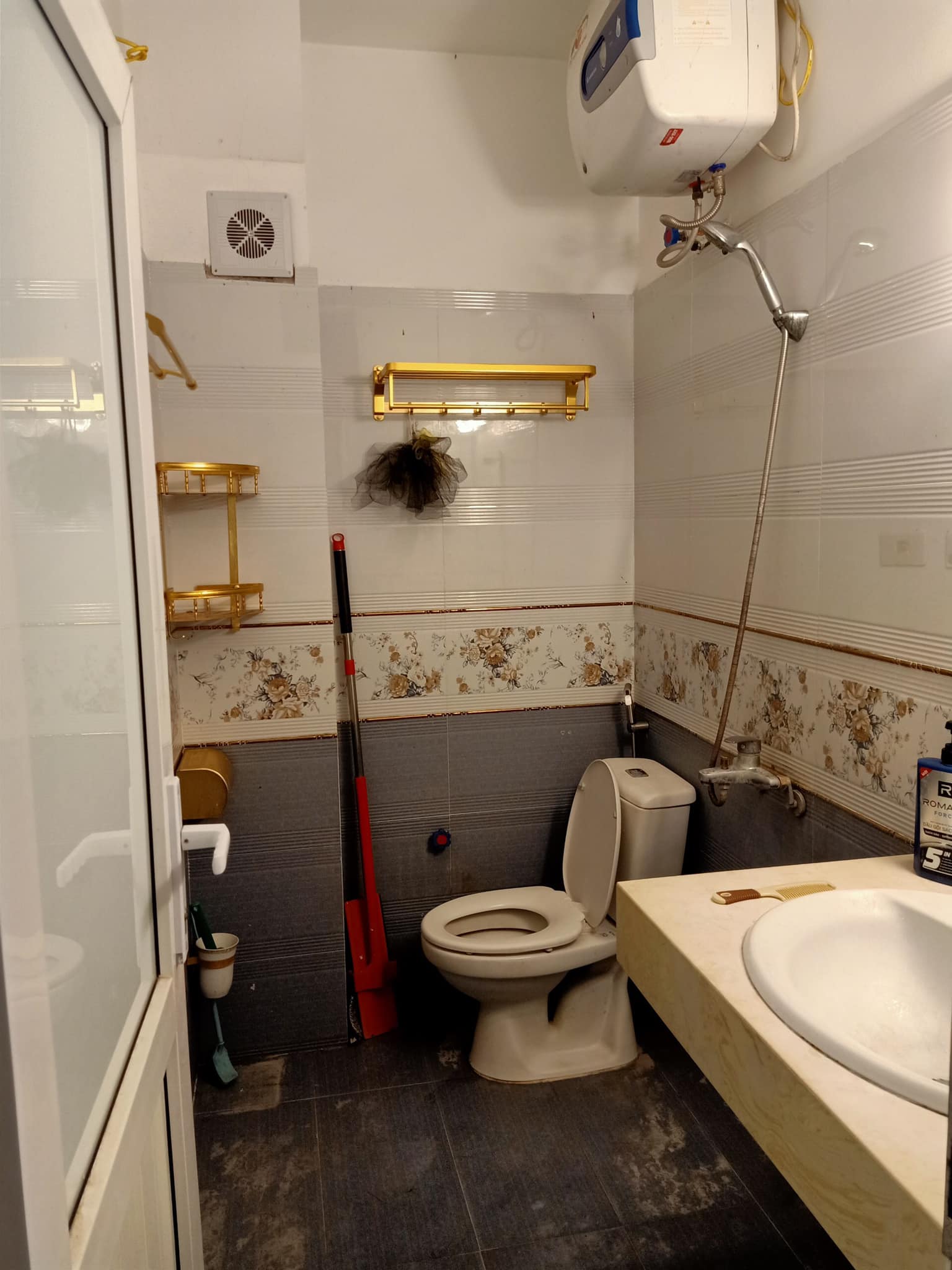 BÁN NHÀ ĐỐNG ĐA, NGÕ THÔNG, Ô TÔ ĐỖ CỬA, KINH DOANH.