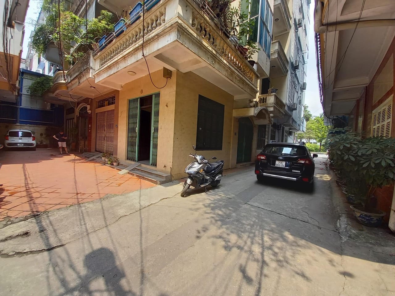 Hiếm! Bán nhà 45m2x4T chính chủ 11 tỷ đường Hoàng Quốc Việt. Ngõ ô tô tránh