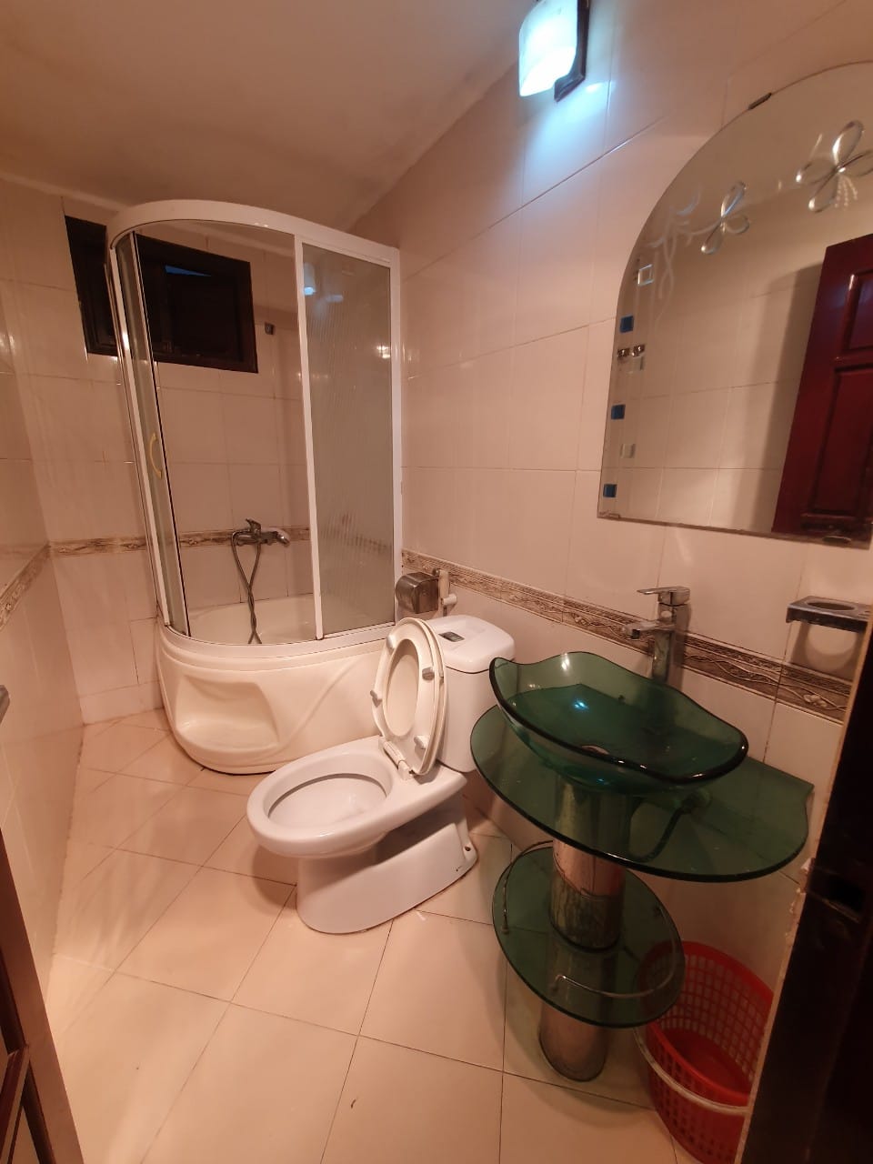 Bán nhà ngõ 21 Lê Đức Thọ, mặt ngõ rộng, có gara ô tô, 60m2, 5 tầng, 5m MT, giá 15.8 tỷ