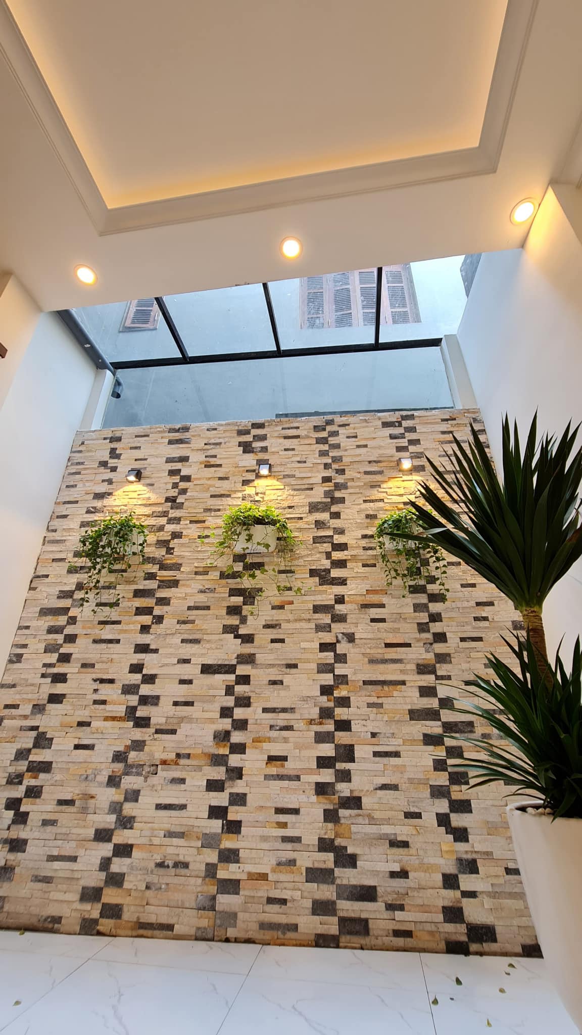 Hoa Bằng 30m2 5tầng 4.35 tỷ NHÀ ĐẸP- TRUNG TÂM CẦU GIẤY –GẦN Ô TÔ-GIẾNG TRỜI.