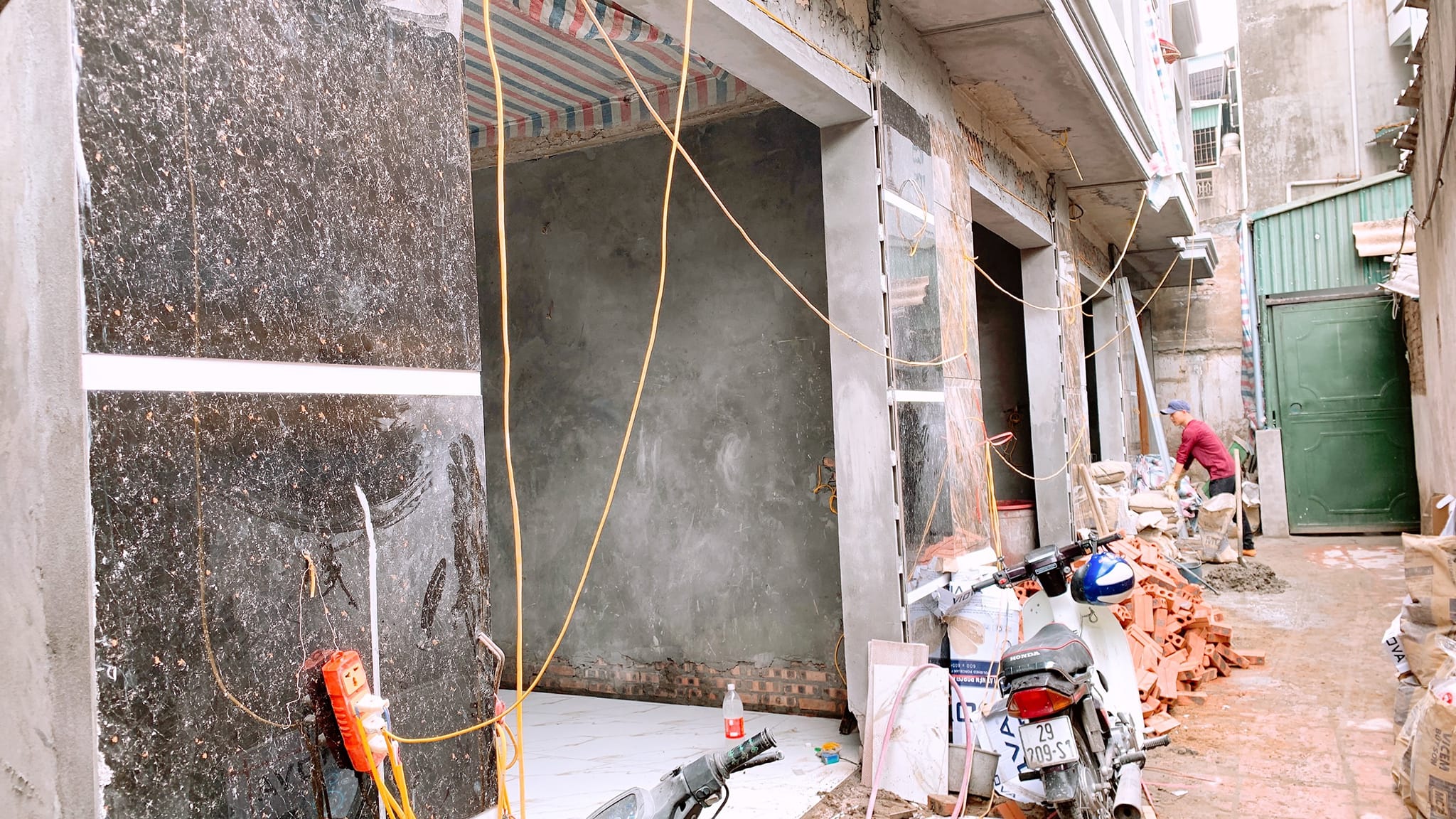 Bán Gấp Nhà Minh Khai - Hoàng Mai 32m, 5 Tầng, mt4.1m Giá 4.75 tỷ. Liên Hệ: Mr Dũng 0983833999.