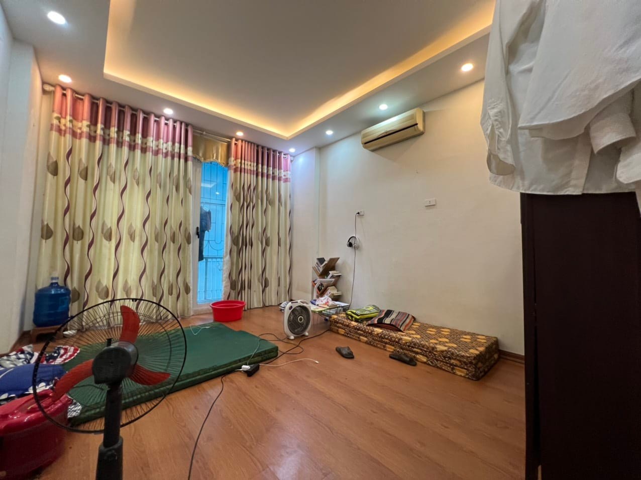 Chỉ 5.6 tỷ có ngay nhà Phùng Khoang 41m2, Nhà đẹp mới – 2 thoáng – full nội thất – ngõ thông