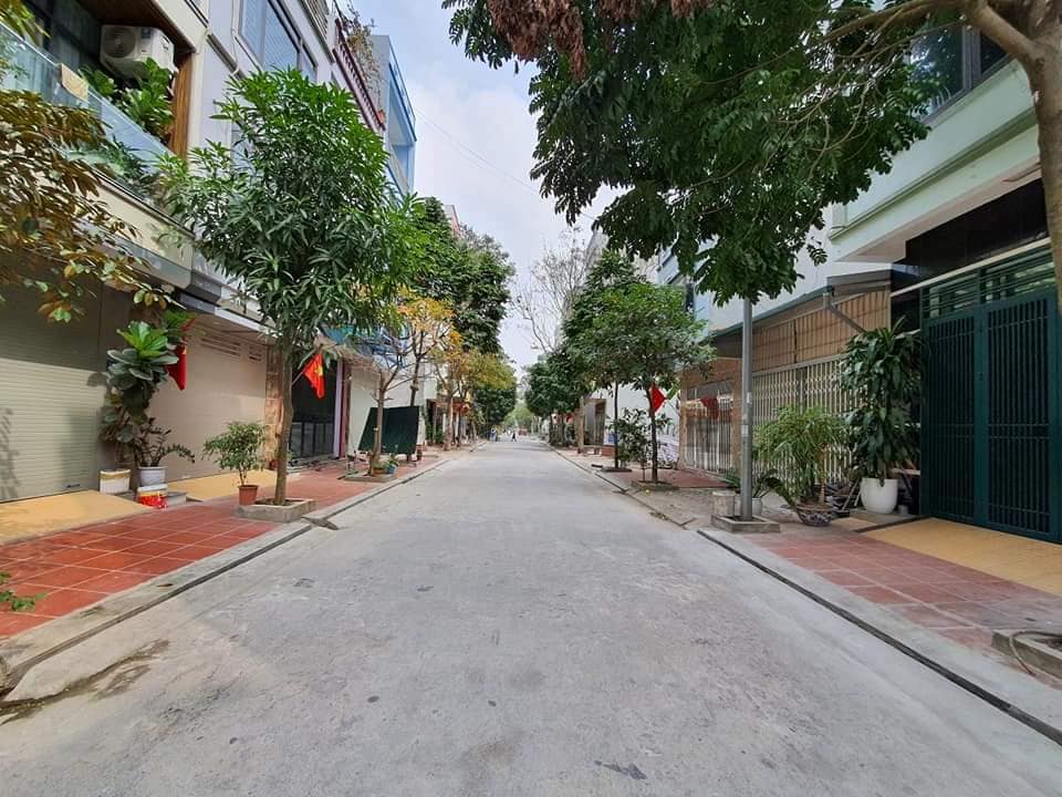 BÁN GẤP NHÀ PHÂN LÔ Ô TÔ CHẠY VÒNG QUANH, KINH DOANH, GIÁP BÁT, HOÀNG MAI, 105m x 5T, CHỈ 12.8 TỶ