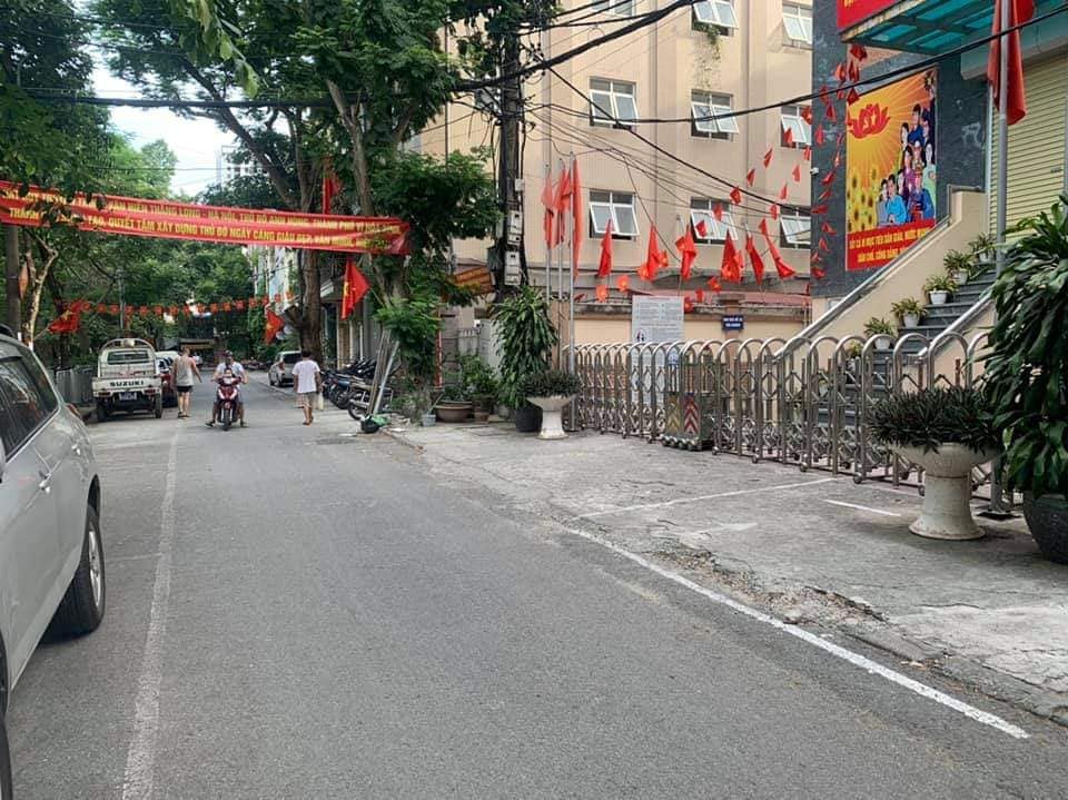 Nhà mặt ngõ 4 Kim Đồng, kinh doanh tốt, 118m2, MT 5m, 21.5 tỷ, 0985868893