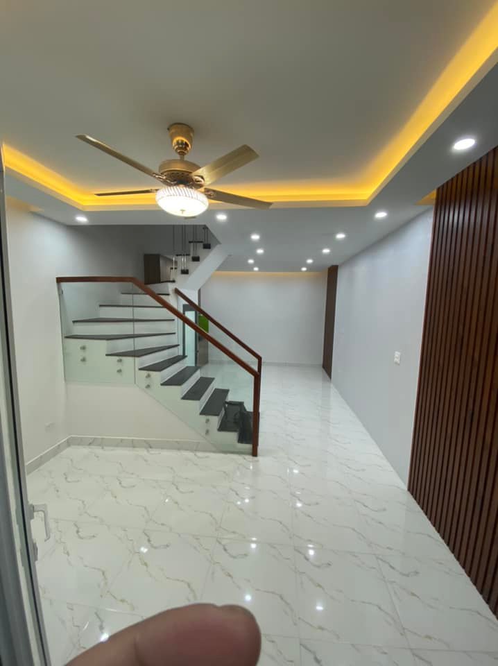 Bán nhà, Trường Chinh, Đống Đa 32Mx 5T, MT 5 giá 3.55 tỷ