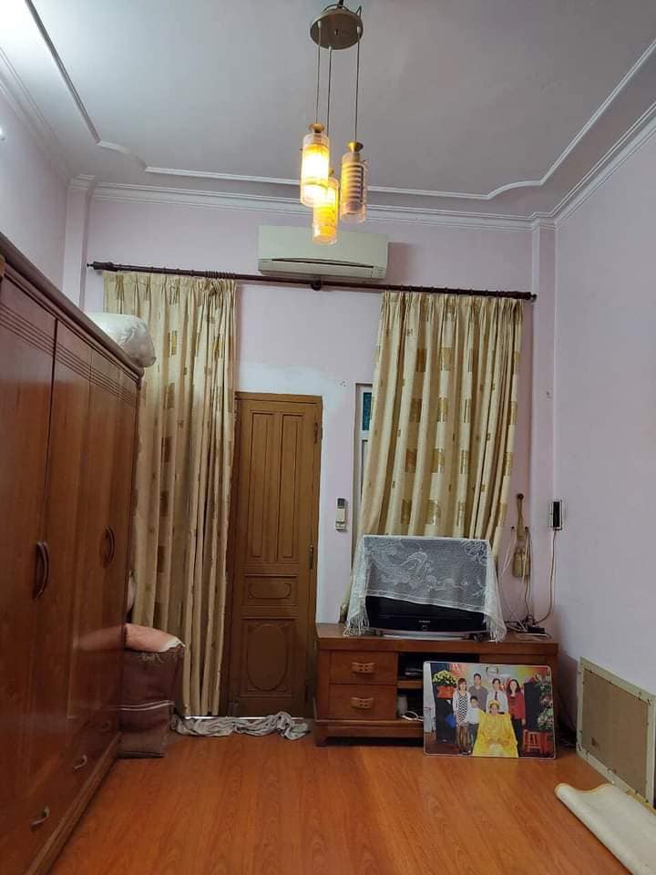 Bán nhà Chính chủ Trần Văn Chuông- Hà Đông. 33m2 Lô góc, Ô tô kinh doanh.