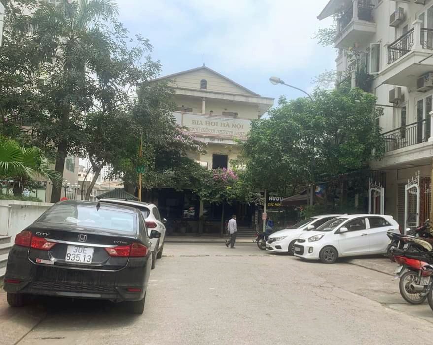 Bán liền kề Licogi 13 RẺ NHẤT KHU VỰC trung tâm nút giao Khuất Duy Tiến, Lê Văn Lương, 0981158507