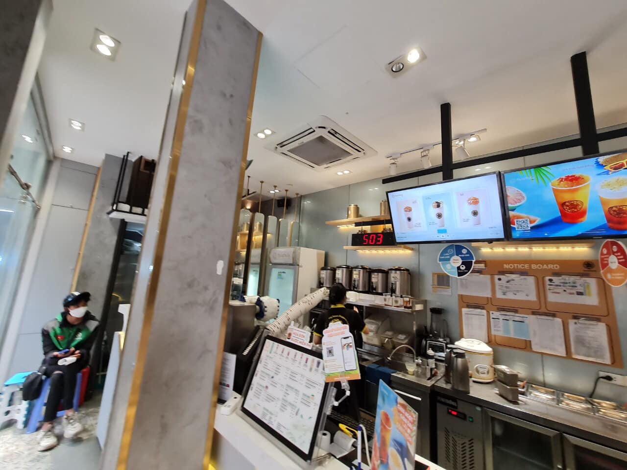 Bán Nhà Mặt Phố Yên Lãng 85m MT 9,5m 22 tỷ 0936353955