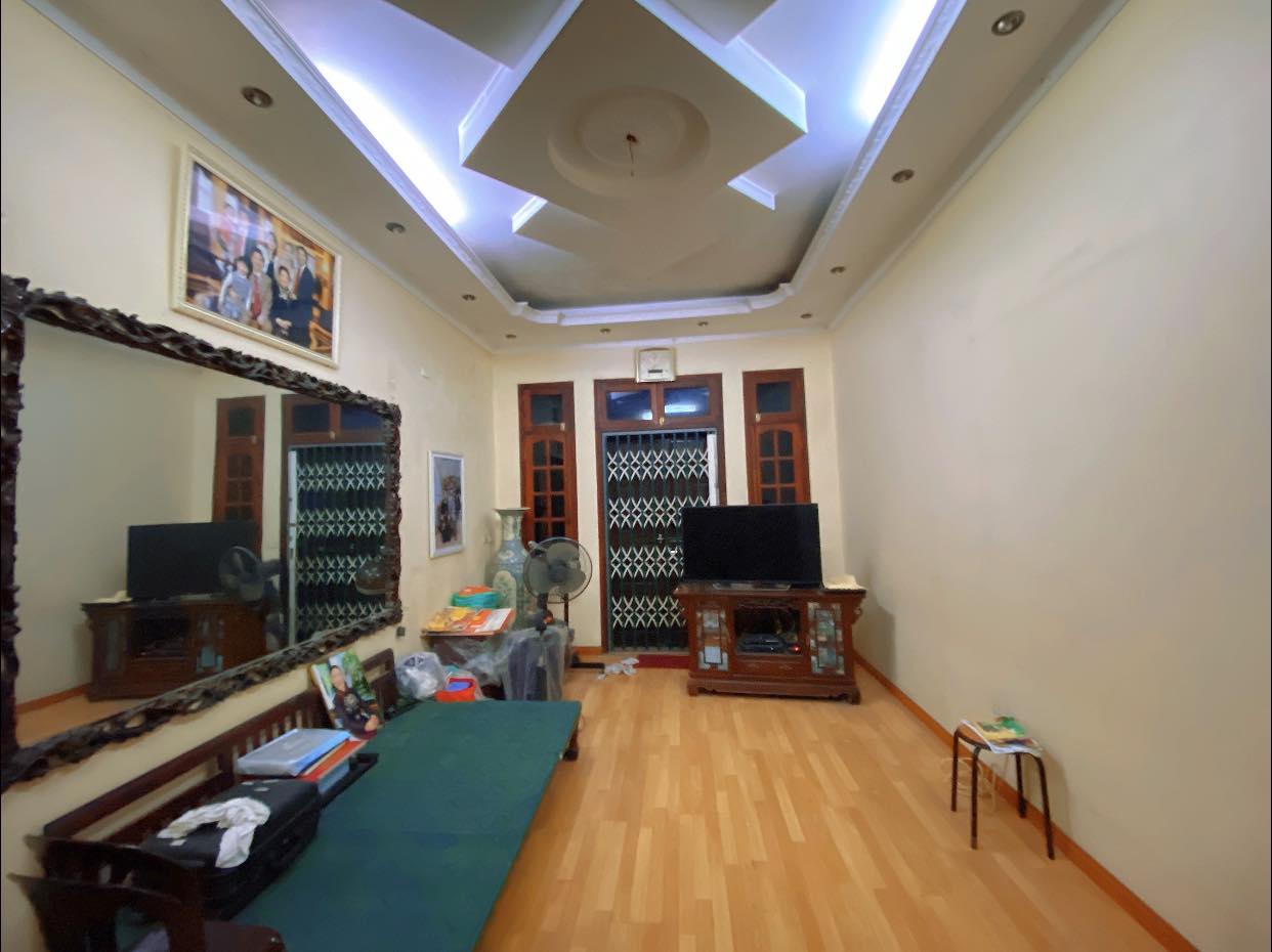 BÁN NHÀ PHÂN LÔ105 ĐG XUÂN LA, 2 THOÁNG, DT 65M2, GIÁ 13,5 TỶ. ĐƯỜNG 3 Ô TÔ TRÁNH.