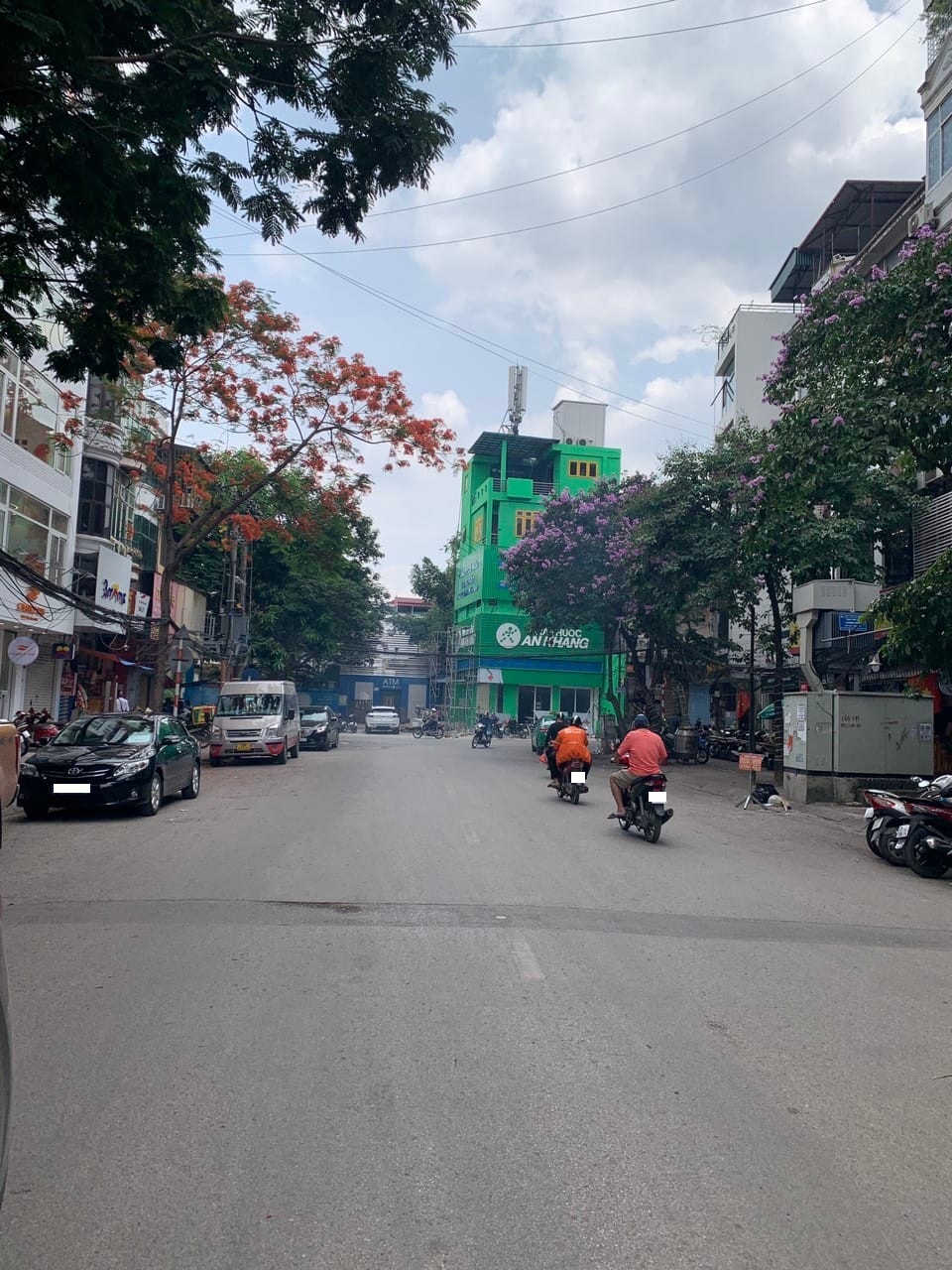 Nhà mặt phố Quốc Tử Giám, vỉa hè rộng, 33m2 x 6 tầng, giá 12.6 tỷ, 0867195893