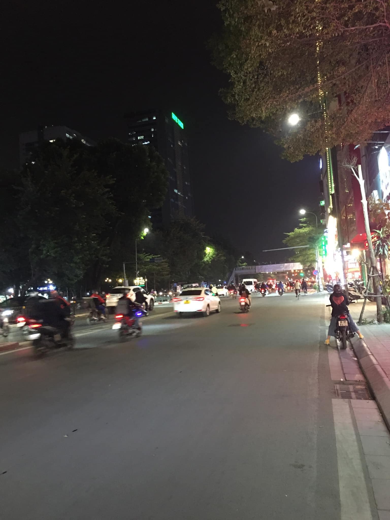 Bán nhà mặt phố Tây Sơn – Đống Đa 65m – 15.5 tỷ