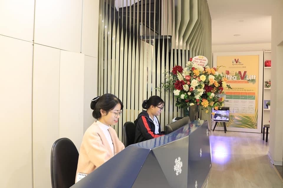 Bán Nhà Hoàng Cầu, Phân Lô, Gần Phố, Ô Tô Đỗ Cửa, Thang Máy, Kinh Doanh.