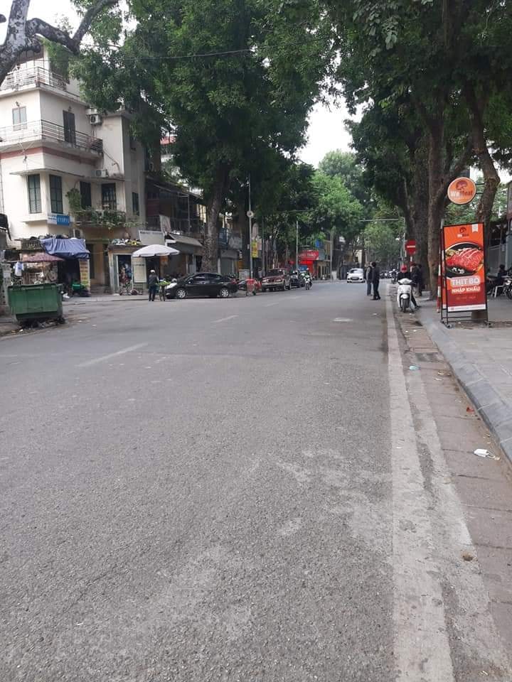 Nhà mặt phố Ngô Thì Nhậm thuận chiều đường, sổ riêng 25m2, giá 11 tỷ, 0867195893