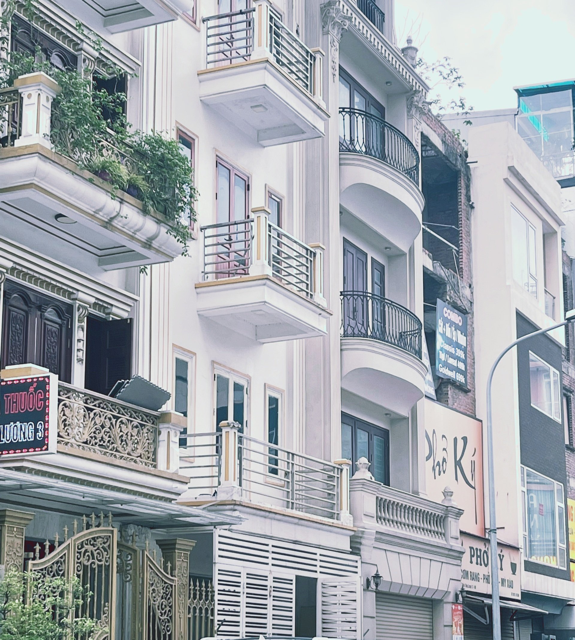 Cần bán nhanh nhà ngay nút giao Khuất Duy Tiến, Lê Văn Lương, liền kề rẻ nhất khu vực, 0981158507.