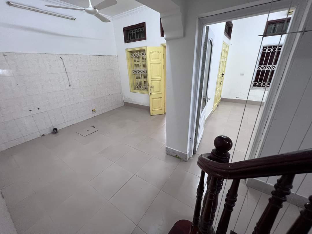 Đừng Bỏ Qua Siêu Phẩm Giáp Nhất, Thanh Xuân. DT 67m2, x4.5 Tầng, MT 8m, Giá 7.3 tỷ có thương lượng.