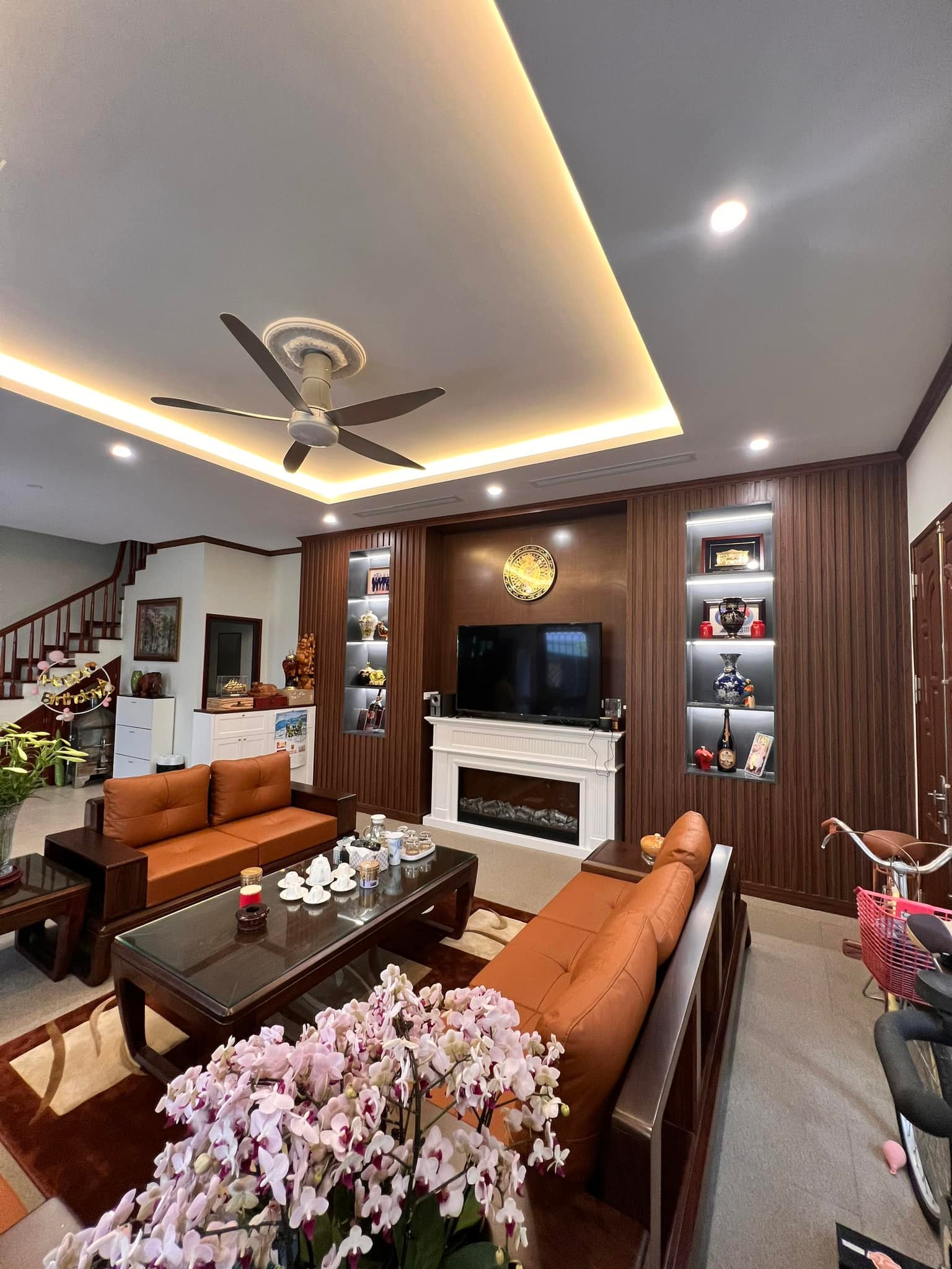 Chủ tặng lại 80% nội thất nhà bán khu văn phòng Chính phủ, Vạn Phúc, Ba Đình. DT55m, 5T