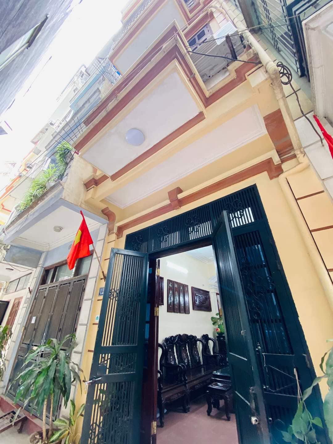 BÁN NHÀ ĐẸP PHỐ KHƯƠNG ĐÌNH, PHÂN LÔ, Ô TÔ ĐỖ CỬA, GẦN HỒ HẠ ĐÌNH, 42M, NHỈNH 6 TỶ.