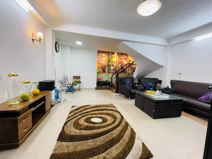 👉👉👉 ĐƯỜNG LÁNG - TRUNG TÂM ĐỐNG ĐA - Ô TÔ 40M - NHÀ ĐẸP Ở LUÔN - THOÁNG TRƯỚC SAU - DT. 40M