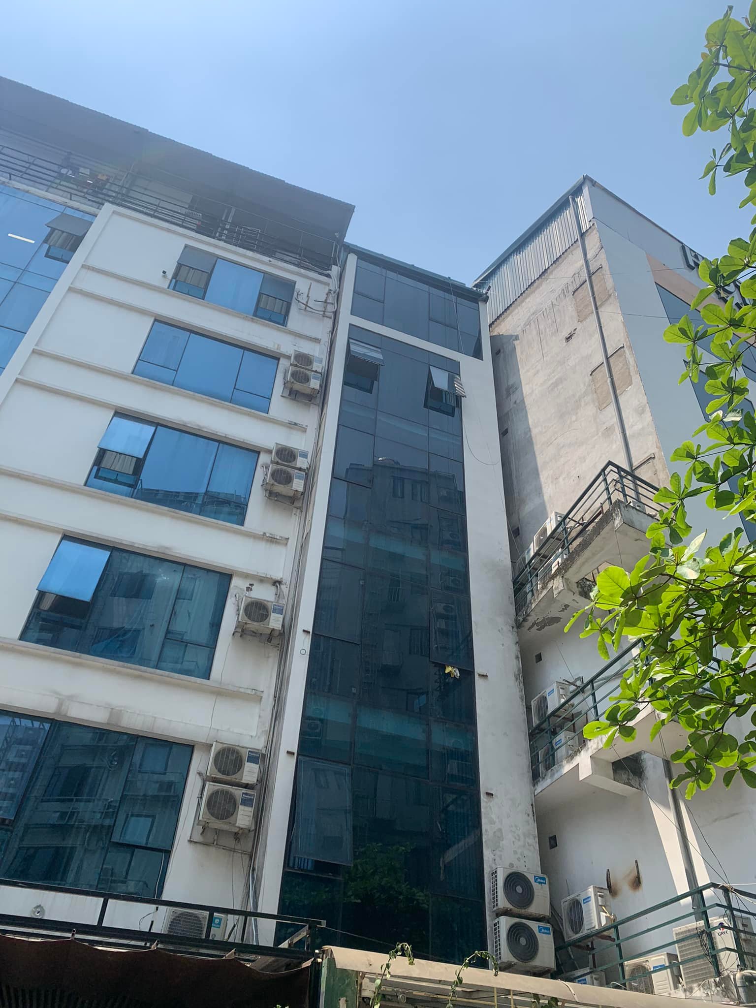 120m2
