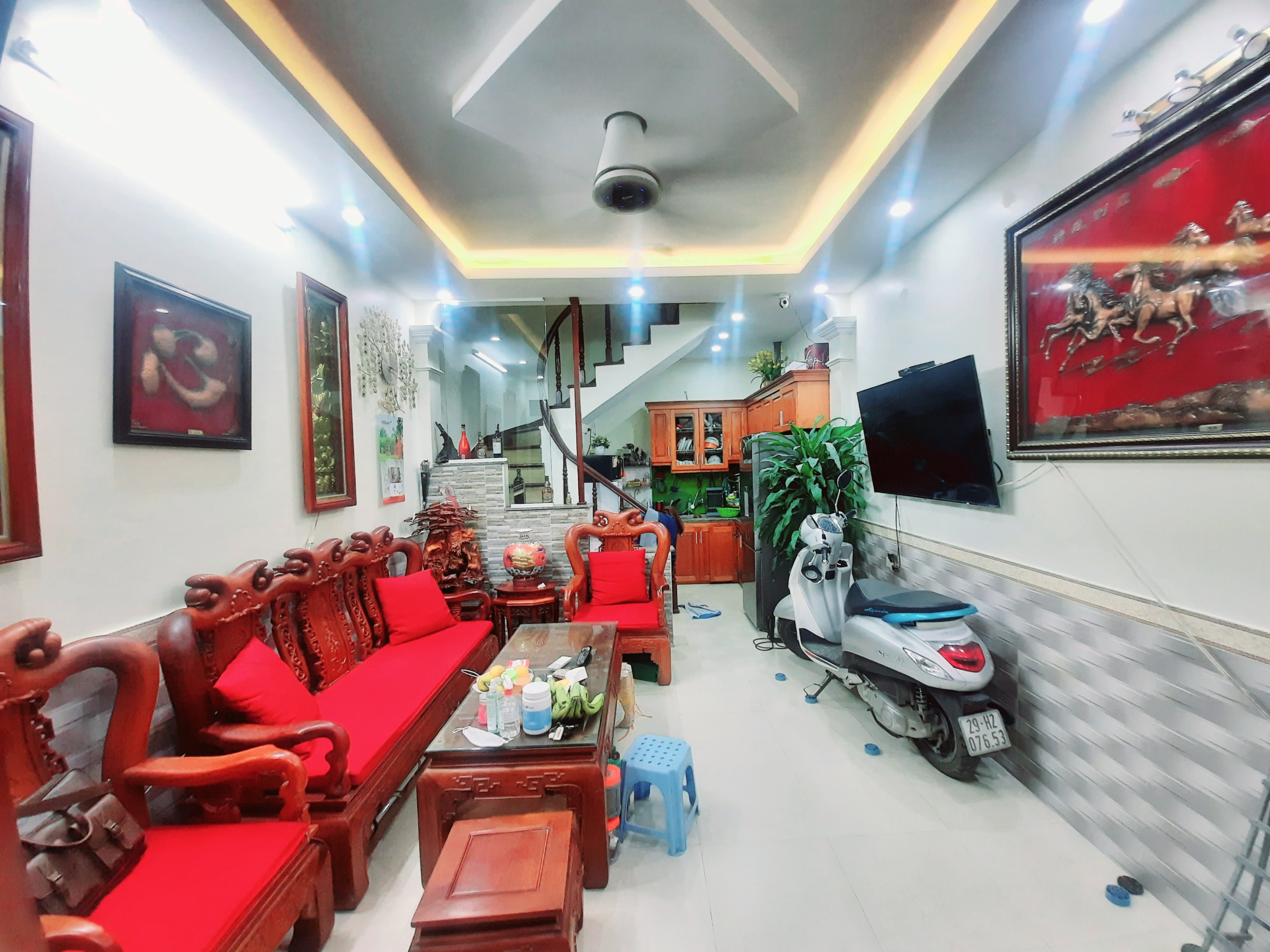 Bán nhà riêng Tân Mai, Hoàng Mai, 30m2 5 tầng, gần ô tô, hơn 3 tỷ 0949606622