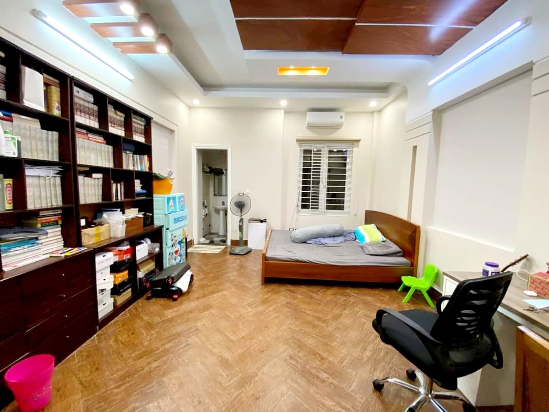 Bán nhà MẶT PHỐ kv Cầu Giấy, thông số đẹp, ở, kinh doanh, nhỉnh 250tr.m2