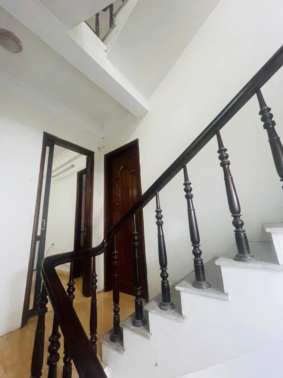 NHÀ PHÂN LÔ, GARA Ô TÔ, 2 MẶT NGÕ, HOÀNG QUỐC VIỆT 80M MT7.5M GIÁ 13.5 TỶ