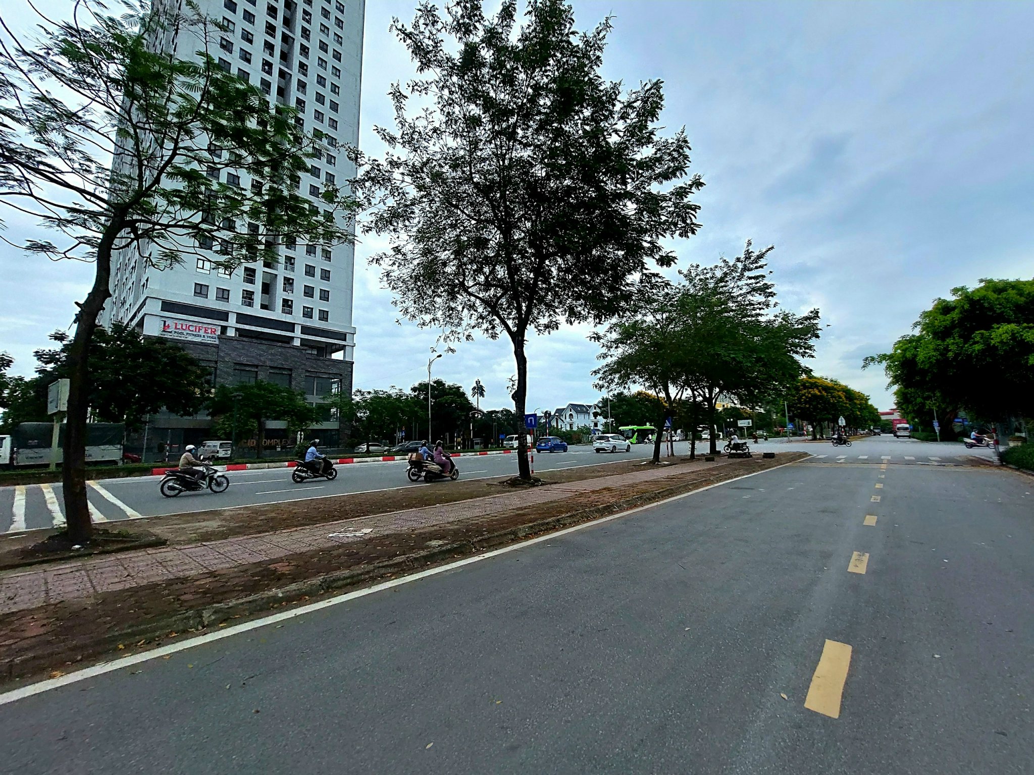 100tr.m2, Bán liền kề Geleximco D6 Lê Trọng Tấn Hà Đông, 0981158507.