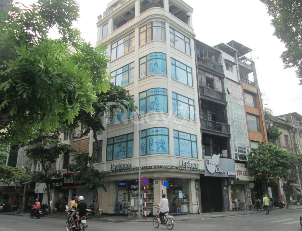80m2