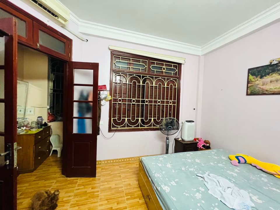 Bán nhà đẹp phố Nguyễn Khang, thông số hoa hậu 48m2 nhỉnh 4 tỷ