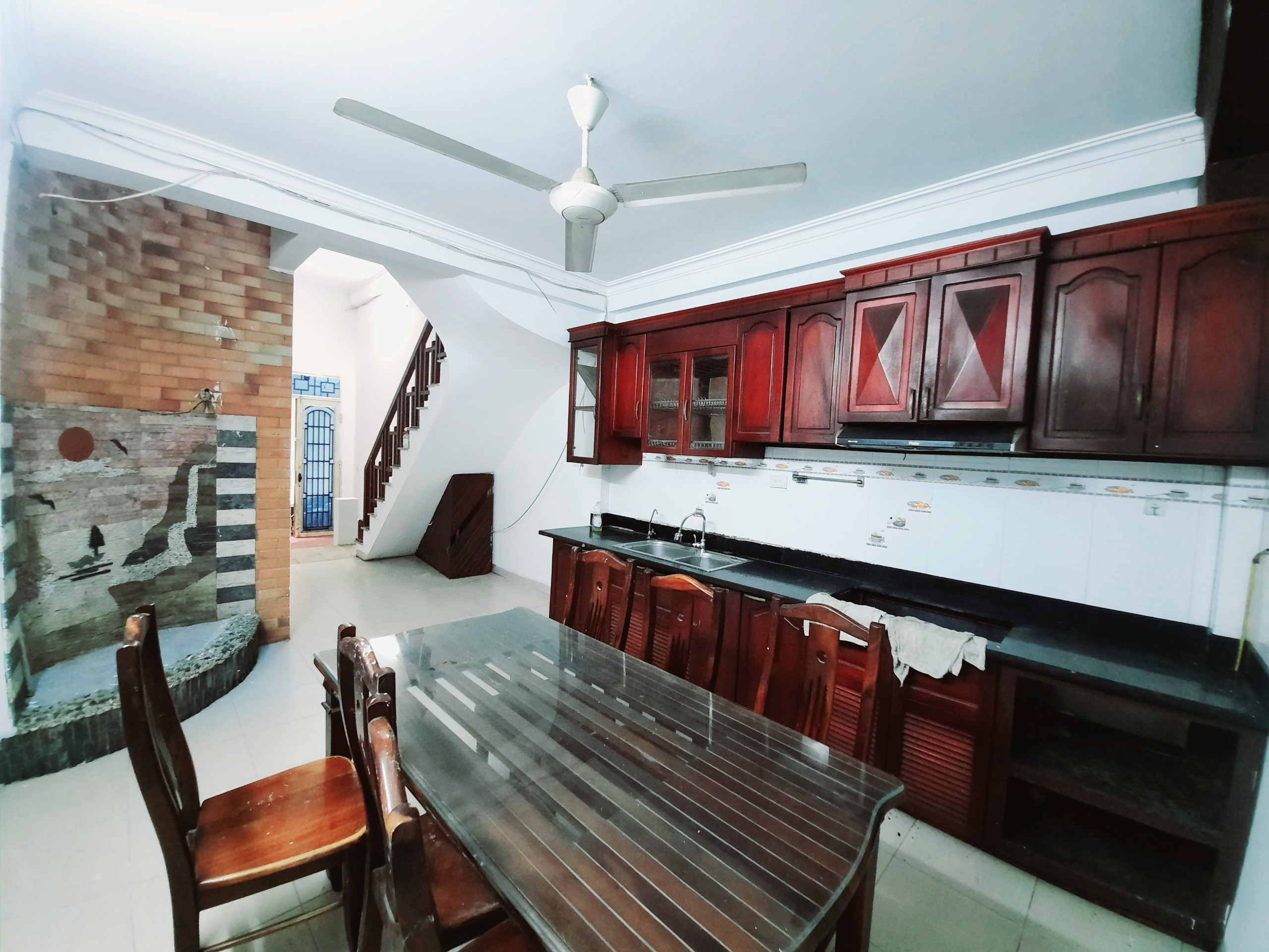 Bán nhà riêng mặt ngõ Trương Định, Hoàng Mai, 40m2, 5 tầng, 4.05 tỷ