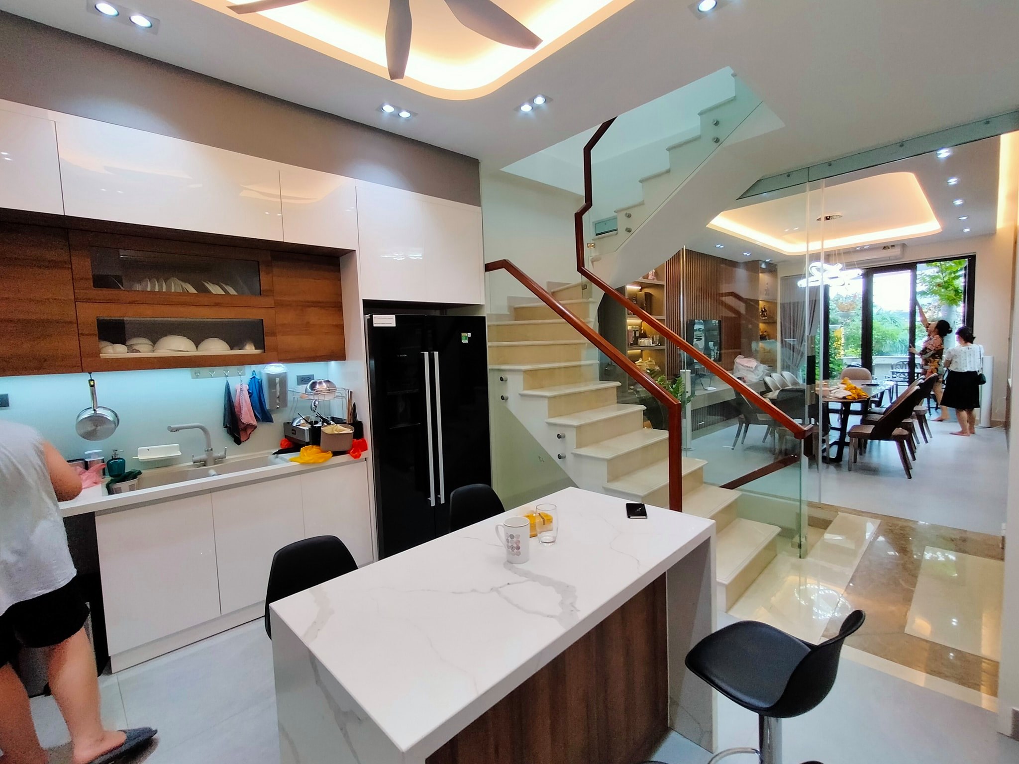 Bán Nhà Đặng Tiến Đông, Đống Đa, 80m2, MT6m, Thang Máy, Khu VIP Hoàng Cầu, Ô Tô Chỉ Hơn 50Tỷ