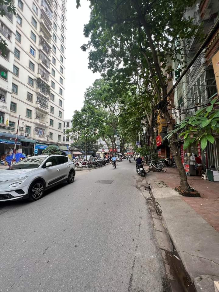 MẶT NGÕ TRỊNH ĐÌNH CỬU - HOÀNG MAI .DIỆN TÍCH 44m. 5 TẦNG CHỈ 15TỶ