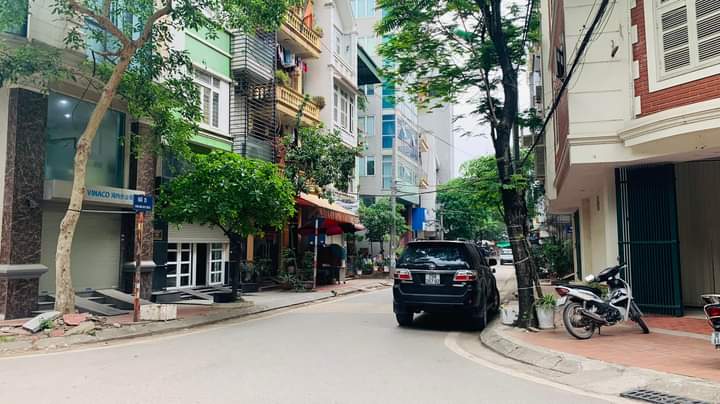 MẶT NGÕ BÙI HUY BÍCH - HOÀNG MAI .DIỆN TÍCH 61M, 3 TẦNG,MẶT TIỀN 6.8M, CHỈ 10.6 TỶ